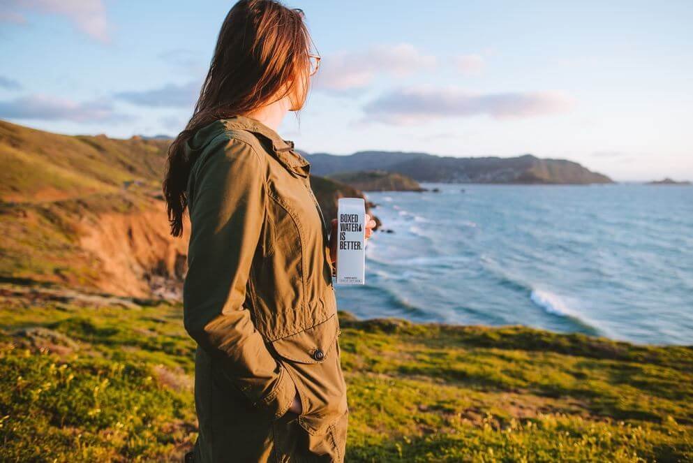 9 Best Hiking Shoes For Flat Feet [Women]